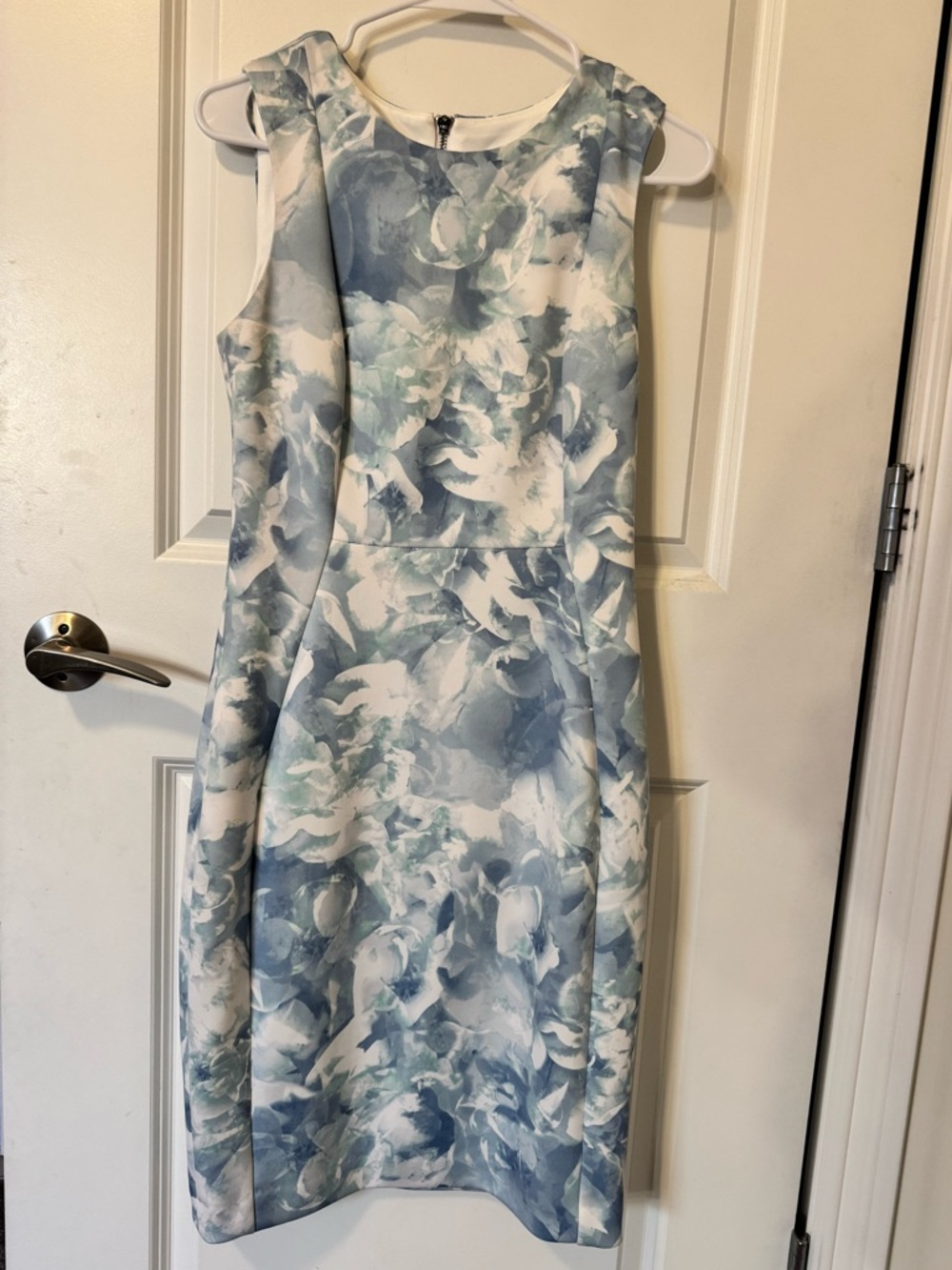 Calvin Klein Blue and White Floral Sleeveless Dress with Back Zipper | Size 6
